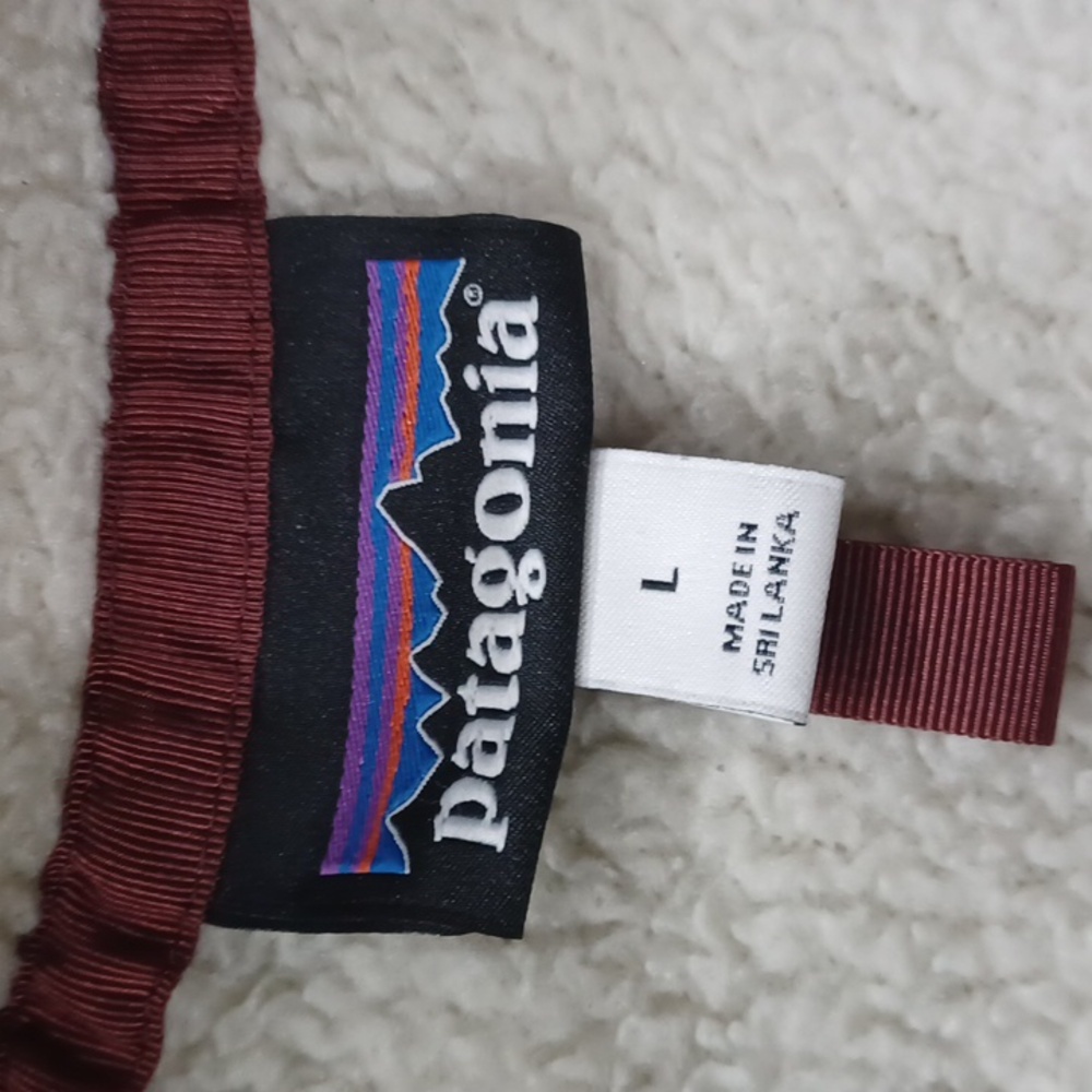 Patagonia Cream Sherpa Half-Zip Pullover with Brown Trim - Picture 4 of 7
